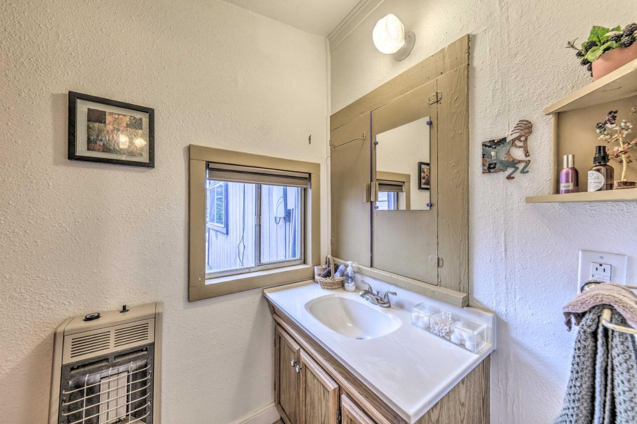 Cozy High Rolls Cottage Near Hiking Trails! クラウドクロフト エクステリア 写真